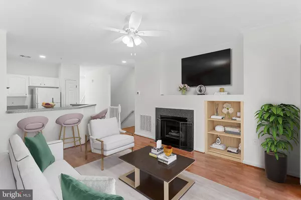 21763 DRAGONS GREEN SQ, Ashburn, VA 20147