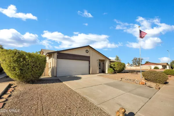 4764 E OLNEY Drive, Phoenix, AZ 85044