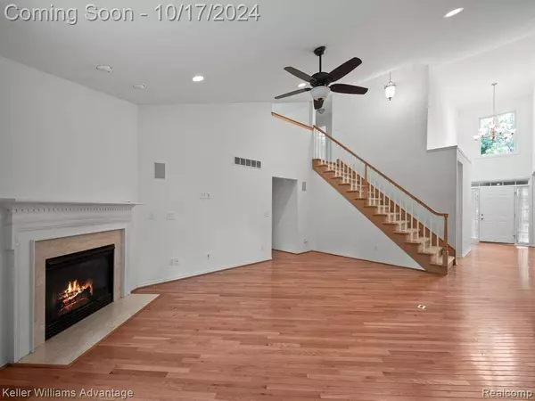 29157 Hemingway Drive, Novi, MI 48377