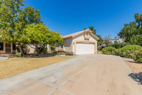 2920 E NISBET Court, Phoenix, AZ 85032