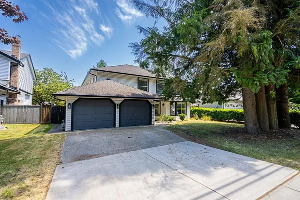 6074 188 ST, Surrey, BC V3S 7V9