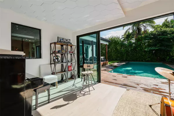 4353 Alton Road, Miami Beach, FL 33140