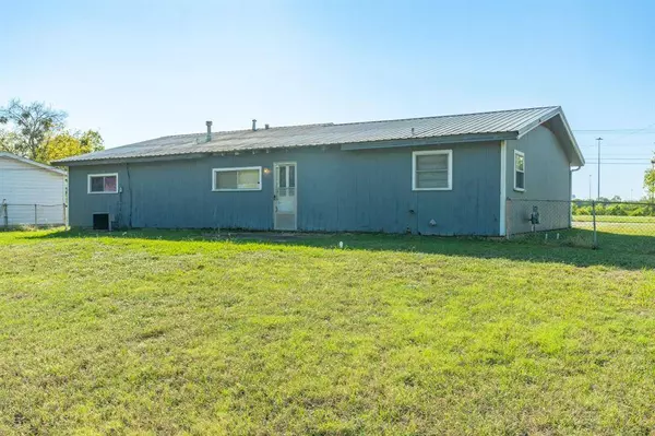 50001 Del Ra Drive, Greenville, TX 75402