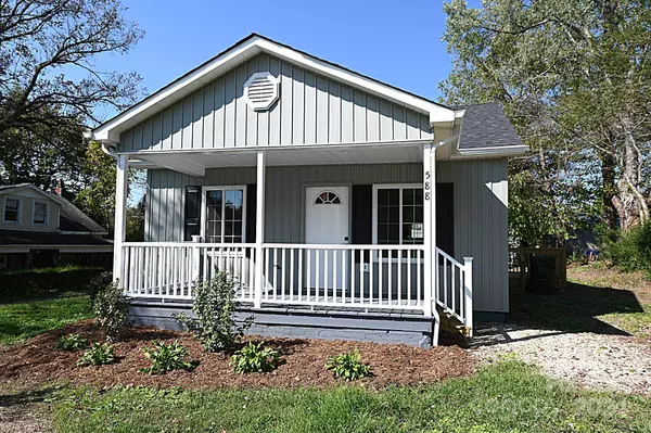 588 Evergreen ST, Hudson, NC 28638