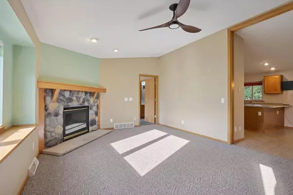 308 Savannah Trail, Pardeeville, WI 53954