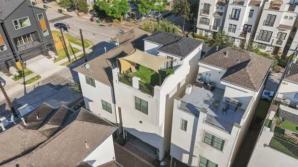 1733 Edwards ST, Houston, TX 77007