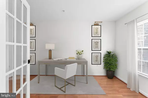 21763 DRAGONS GREEN SQ, Ashburn, VA 20147