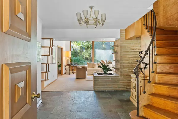 2301 E Glendale, Whitefish Bay, WI 53211