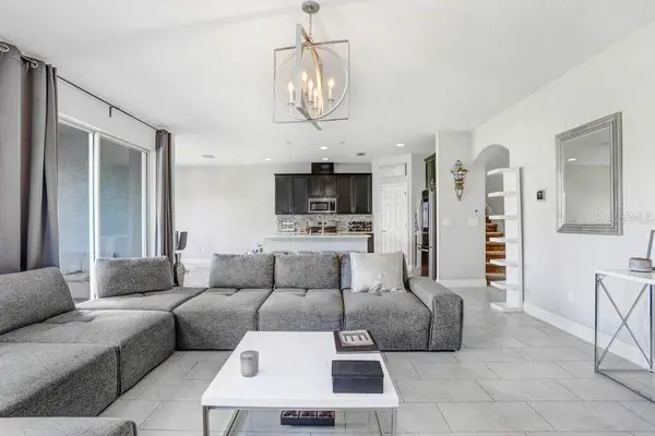 5454 SILVER SUN DR, Apollo Beach, FL 33572