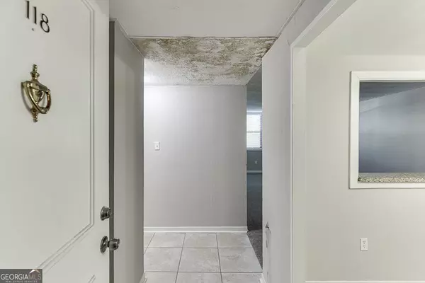 2965 pharr CT S #118, Atlanta, GA 30305