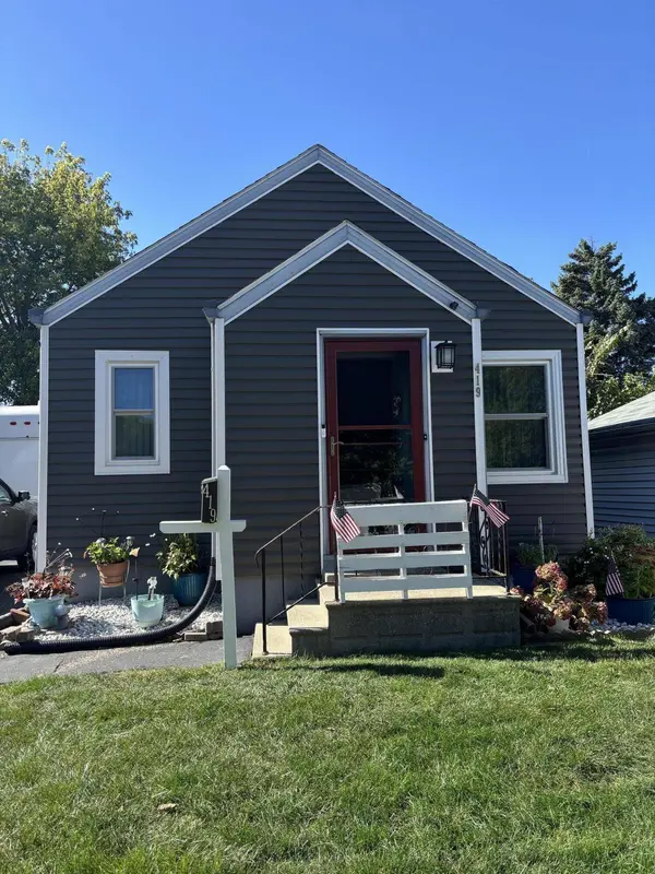 419 S 90th, Milwaukee, WI 53214