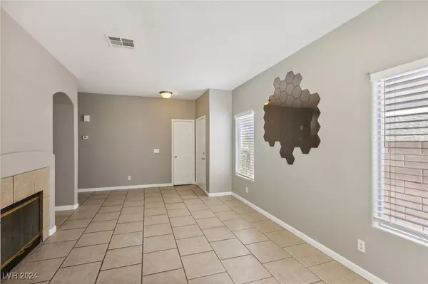 1177 Little Rock Way, Las Vegas, NV 89123