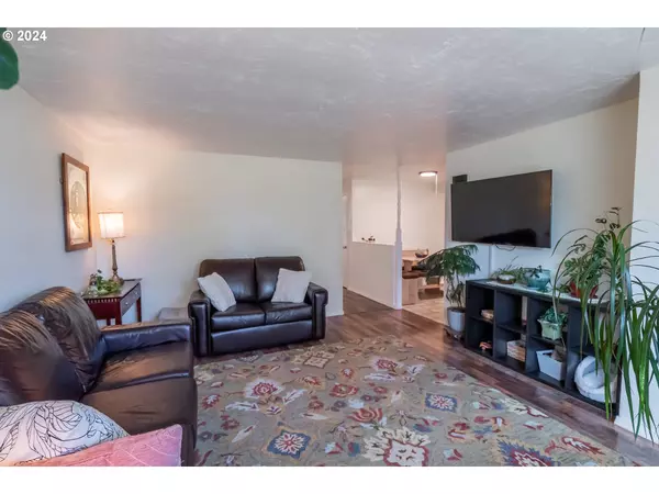 3880 GREENWOOD ST, Eugene, OR 97404