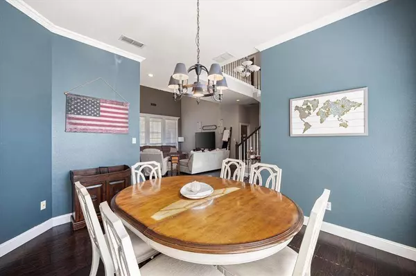 805 Xavier Drive, Mansfield, TX 76063