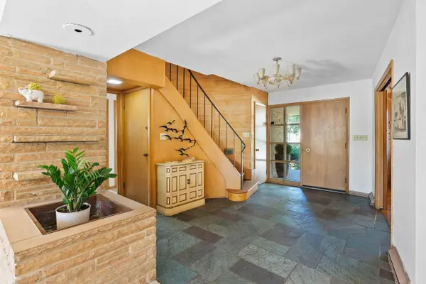 2301 E Glendale, Whitefish Bay, WI 53211