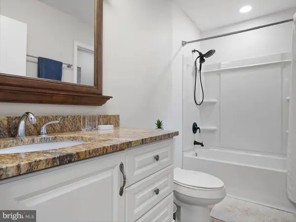 14 PARA LN, Newark, DE 19702