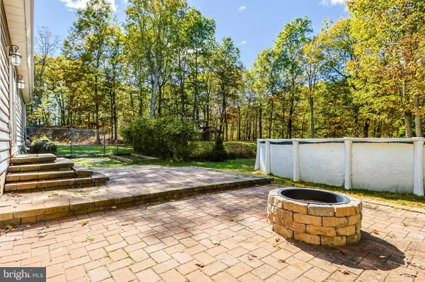 589 SYCAMORE LN, East Stroudsburg, PA 18302