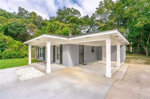 2106 N General Gorgas DR, Mobile, AL 36617