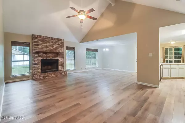 8417 Clamshell Avenue, Ocean Springs, MS 39564