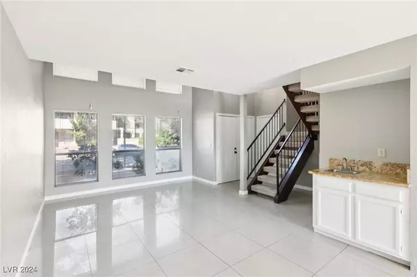 3951 S Torrey Pines Drive, Las Vegas, NV 89103