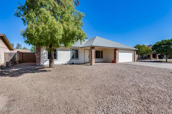 7348 W PECK Drive, Glendale, AZ 85303