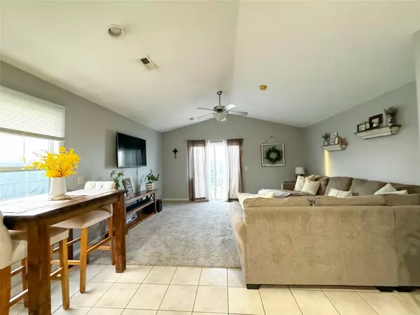 700 33rd Street SW, Bondurant, IA 50035