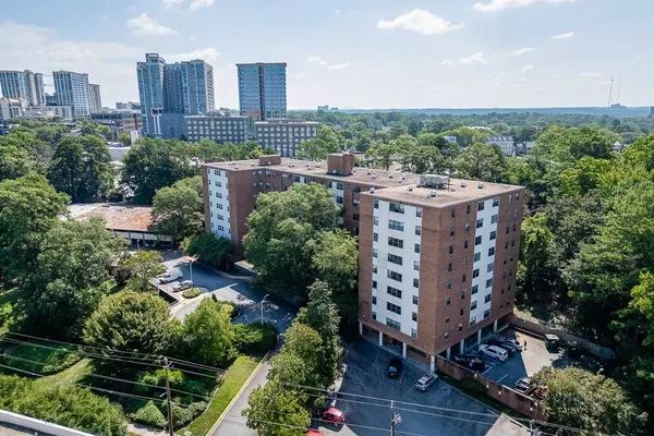 2965 Pharr Court South NW #118, Atlanta, GA 30305