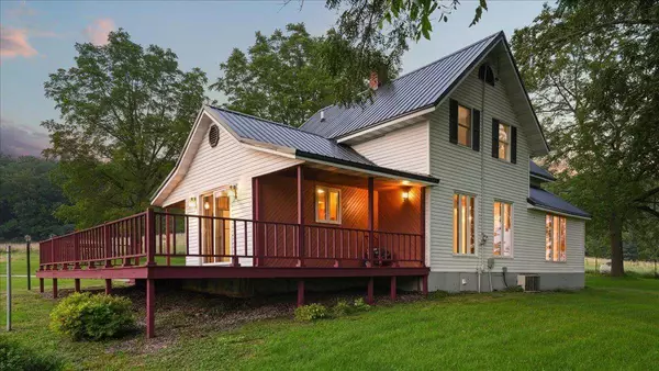 E2756 Hwy 58, La Valle, WI 53941