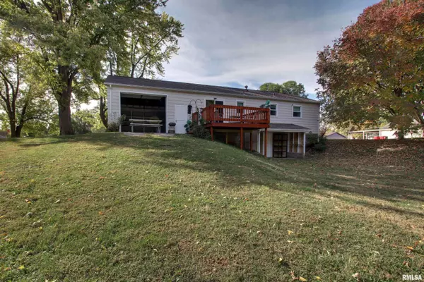 1235 Koetters LN, Quincy, IL 62305