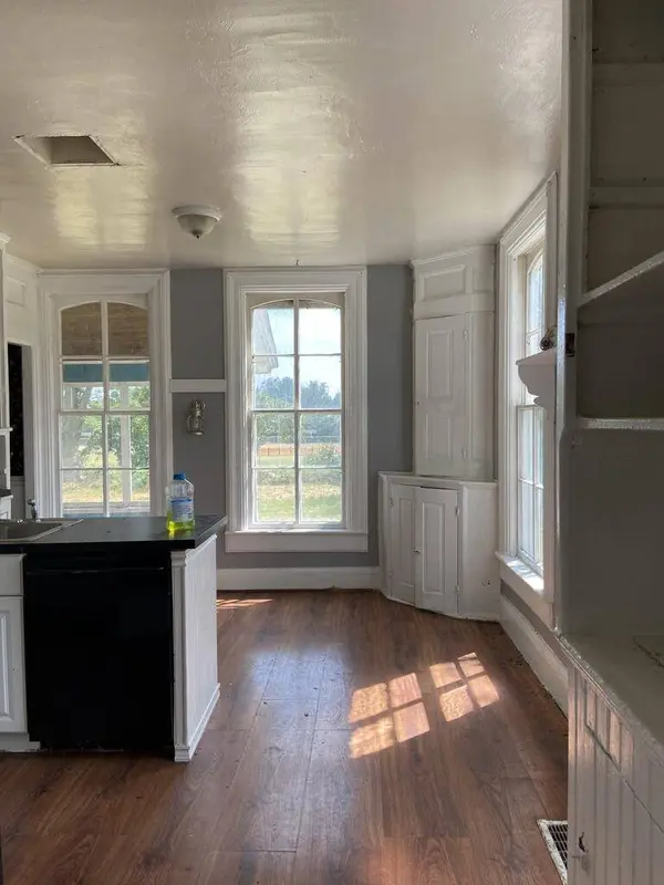 580 Eagle Lake AVENUE, Mukwonago, WI 53149