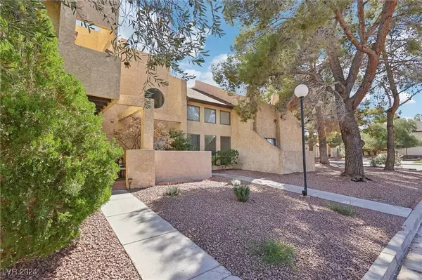 3951 S Torrey Pines Drive, Las Vegas, NV 89103