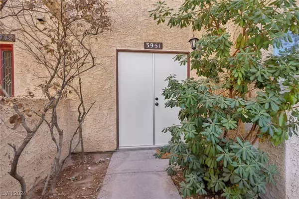 3951 S Torrey Pines Drive, Las Vegas, NV 89103