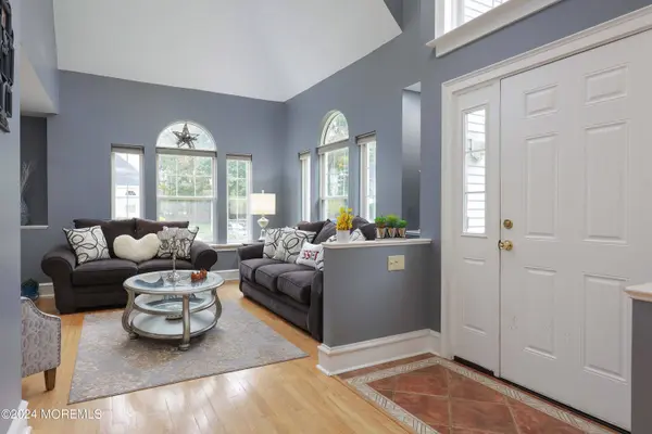 3906 Galloping Hill Lane, Toms River, NJ 08755