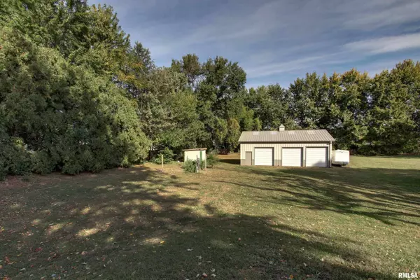 1235 Koetters LN, Quincy, IL 62305