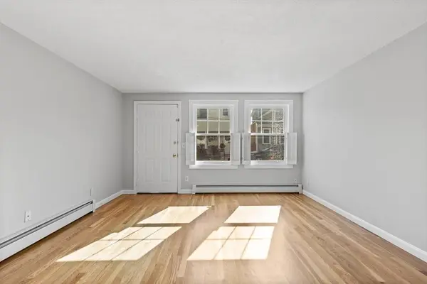 55 Murdock St #55, Somerville, MA 02144