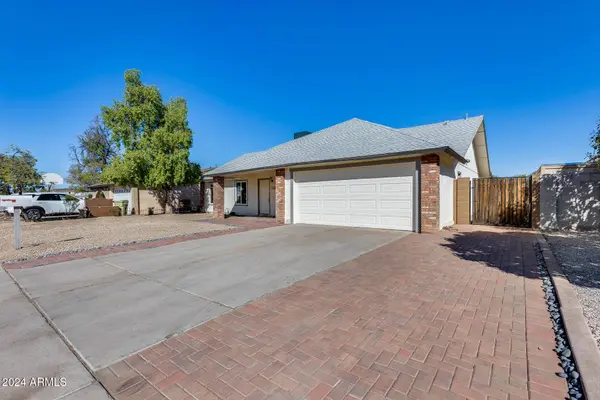 7348 W PECK Drive, Glendale, AZ 85303