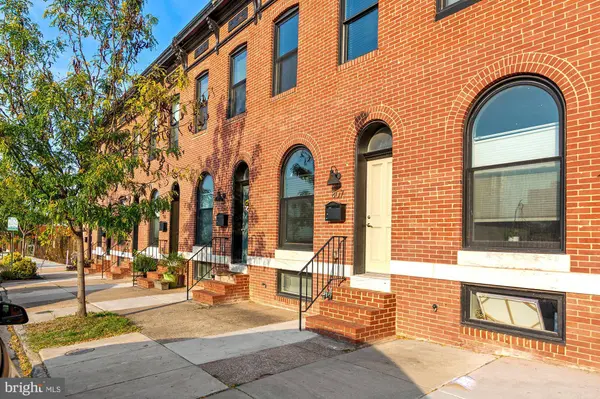 807 N CHESTER ST, Baltimore, MD 21205