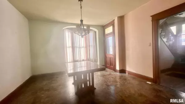 514 WASHINGTON ST, Quincy, IL 62301