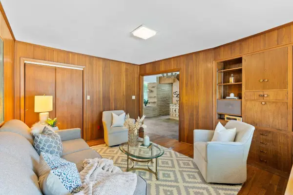 2301 E Glendale, Whitefish Bay, WI 53211