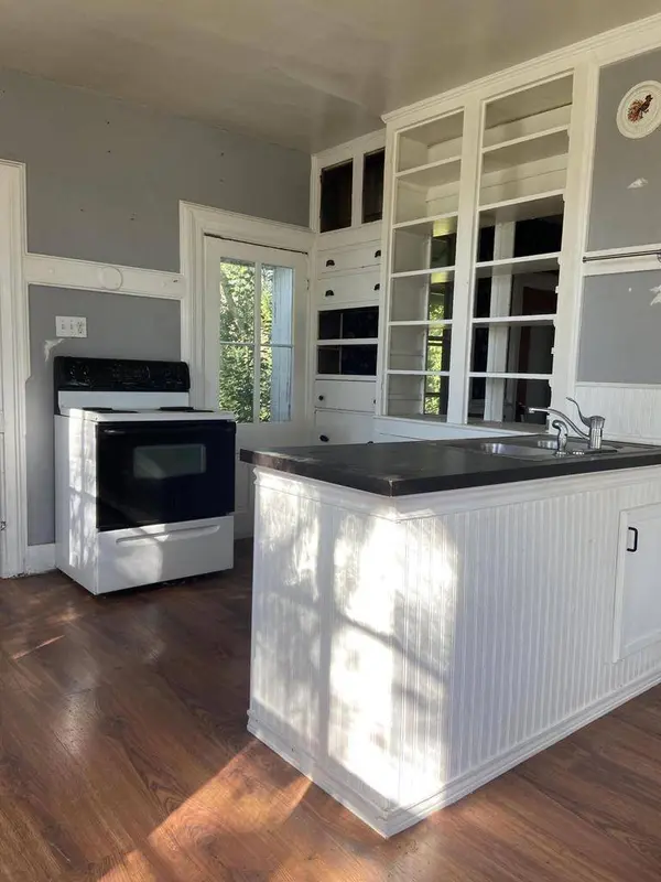 580 Eagle Lake AVENUE, Mukwonago, WI 53149