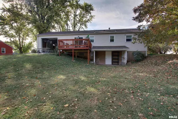 1235 Koetters LN, Quincy, IL 62305