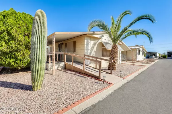 11596 W SIERRA DAWN Boulevard #169, Surprise, AZ 85378