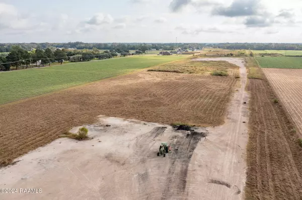 1167 Anse Broussard Highway, Breaux Bridge, LA 70517