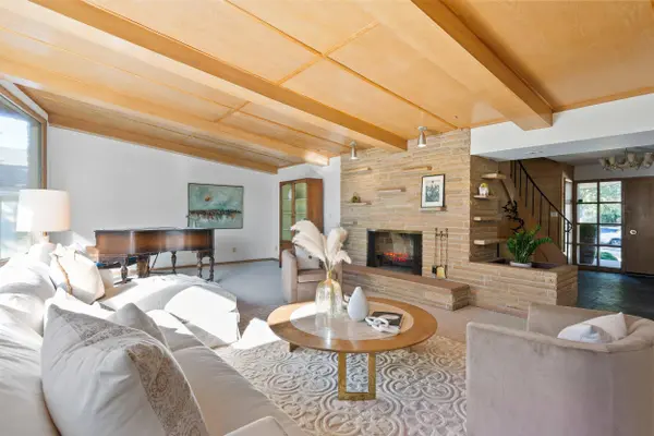 2301 E Glendale, Whitefish Bay, WI 53211