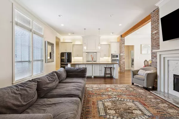 16411 PARKER PLACE DR, Prairieville, LA 70769