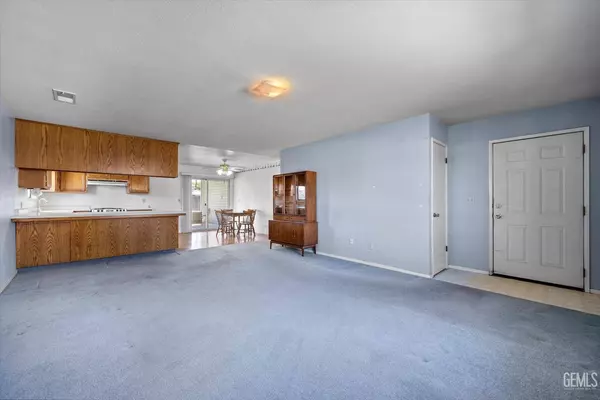 109 Alameda Avenue, Chowchilla, CA 93610