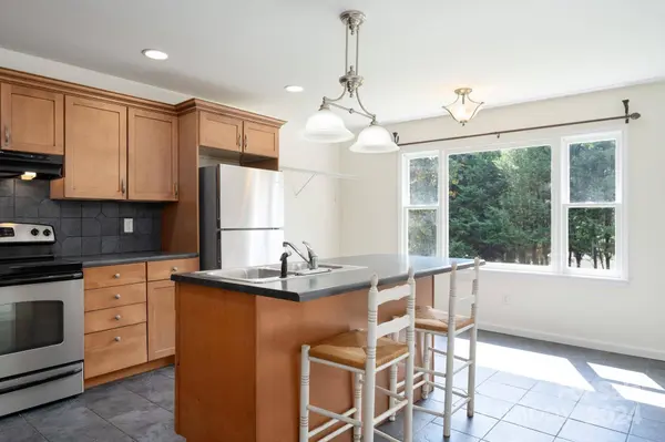 202 Ciccone DR, Hendersonville, NC 28791