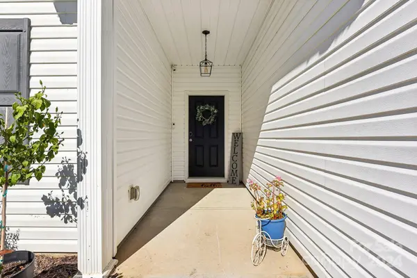 6201 Purbeck WAY, Charlotte, NC 28215