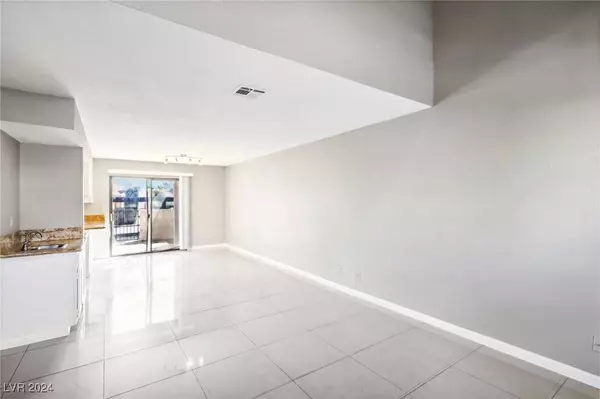 3951 S Torrey Pines Drive, Las Vegas, NV 89103