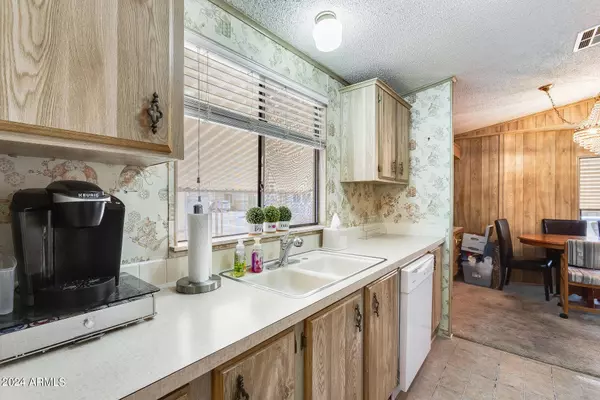 11596 W SIERRA DAWN Boulevard #169, Surprise, AZ 85378